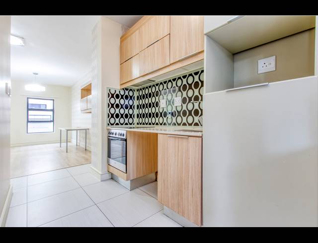 1 BEDROOM SECTIONAL TITLE FOR SALE IN RIVONIA